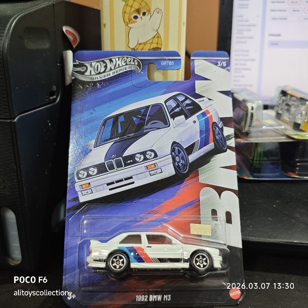 HOTWHEELS HOT WHEELS 1992 BMW M3 putih JBY56
