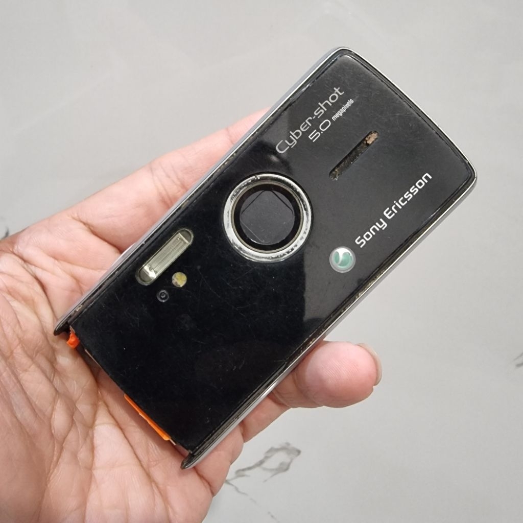 SONY ERICSSON K850i , BAHAN / MINUS 06