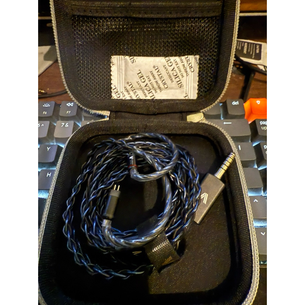 Verus Modi 4 x Magni 4 IEM Cable 2pin 4.4mm Rhodium, kabel upgrade