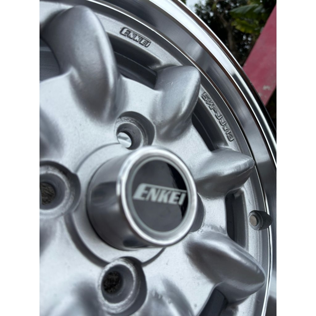 velg enkei compe8 pcd 100 lebar 5,5 inch.