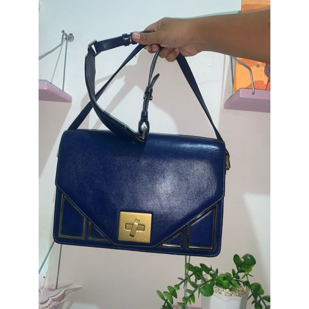 Lapagayo Sling kulas