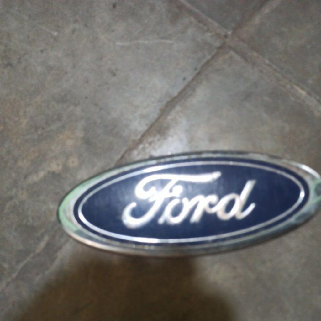 logo emblem ford