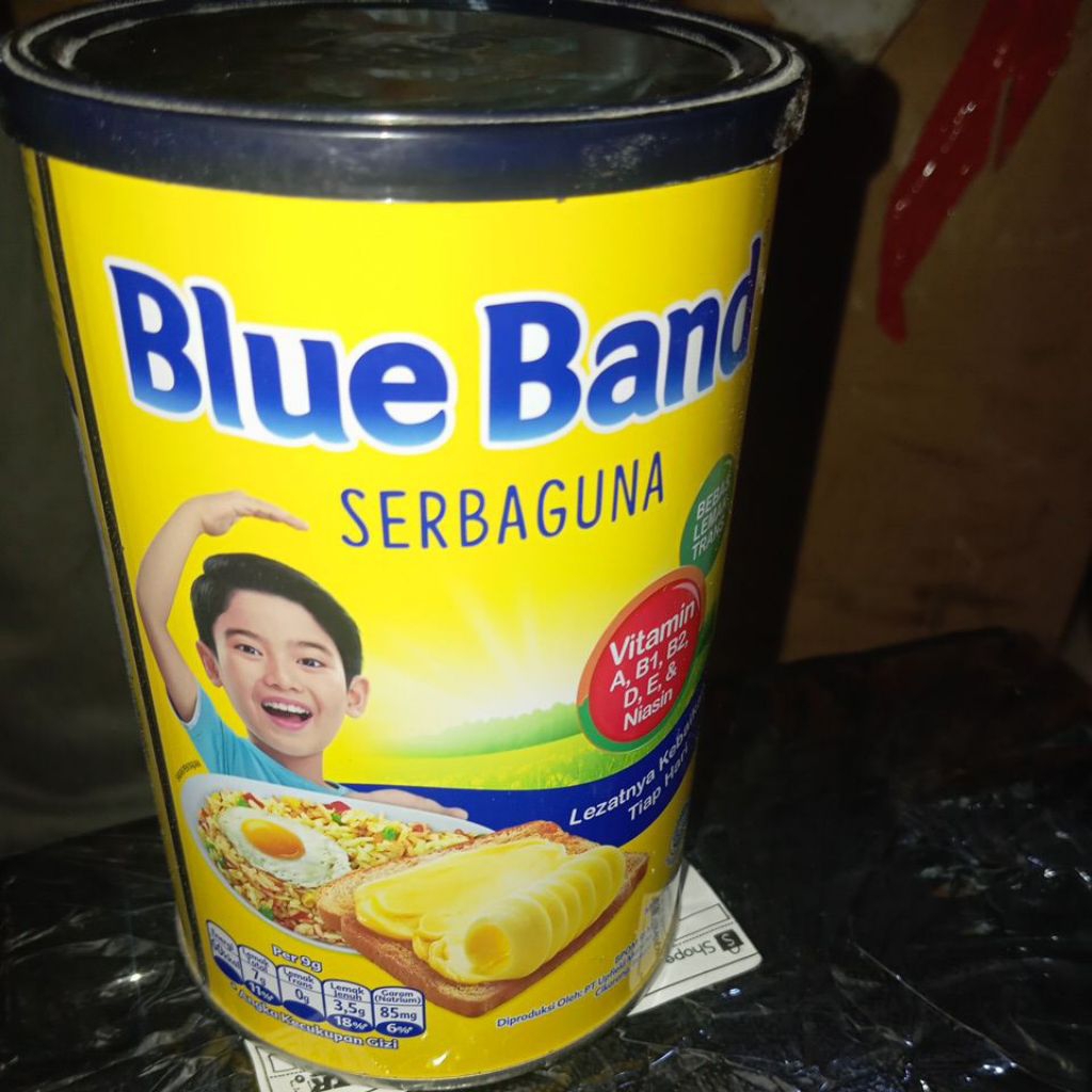 Blueband serbaguna 1kg kaleng