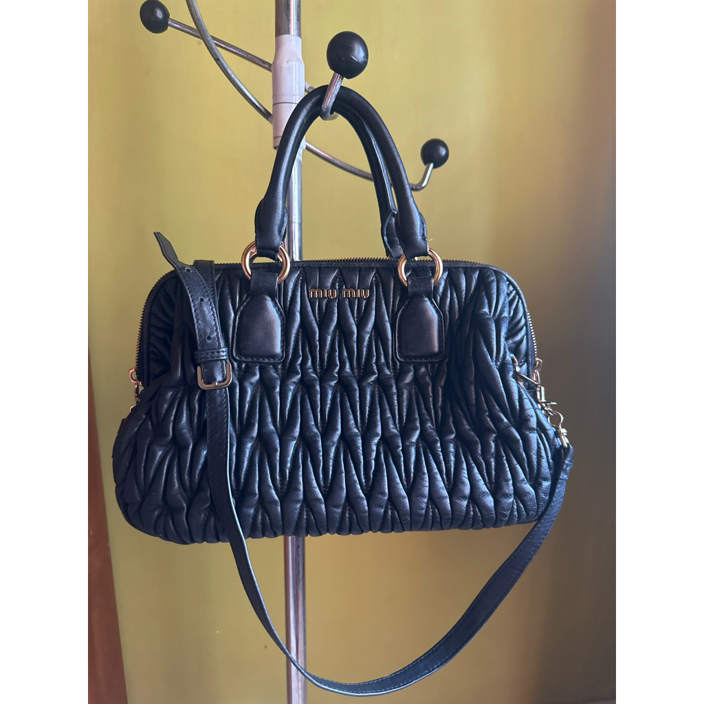 Preloved / Second / Bekas Tas Miumiu