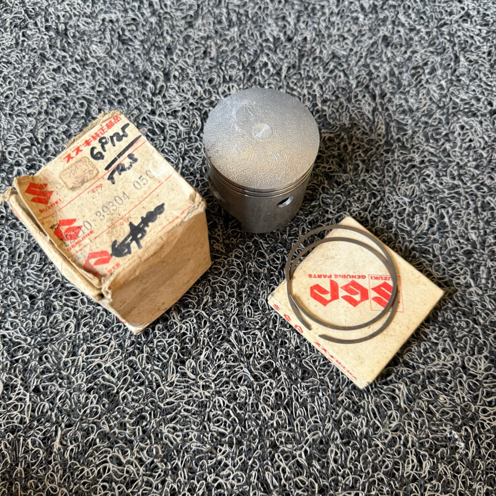 Piston seher set ring suzuki TRS GP125 GP 125 Os 50 12110-39304-50 Original Sgp (Nos?