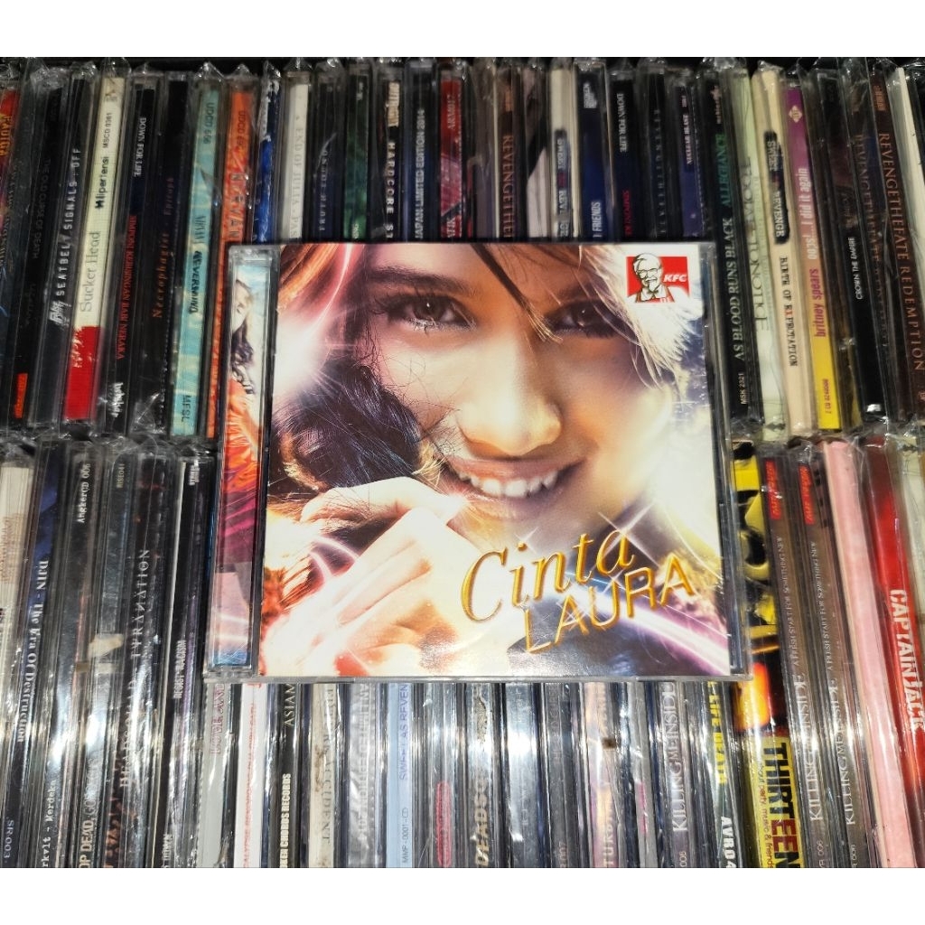 CD Cinta Laura - Cinta Laura Hits Singles Guardian Angel, Shoot Me