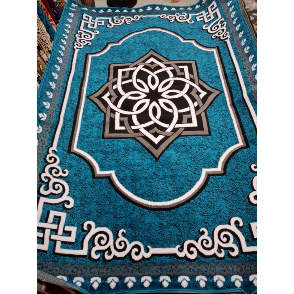Karpet Permadani Shafira Ukuran 230 x 310 cm