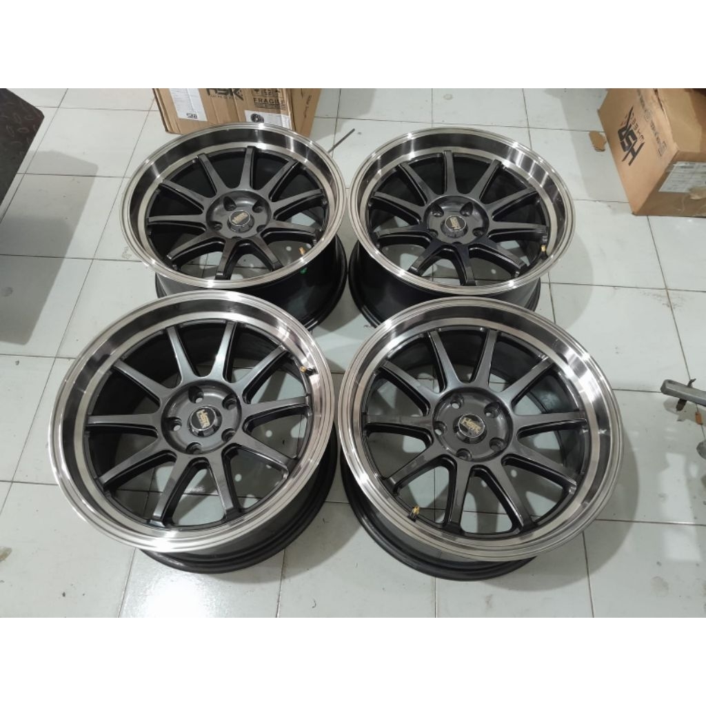 Velg Mobil Second HSR TOBOALI Ring 18 Lebar 9 pcd 5x114,3 Et22 Inoova Reborn Zenix Venturer
