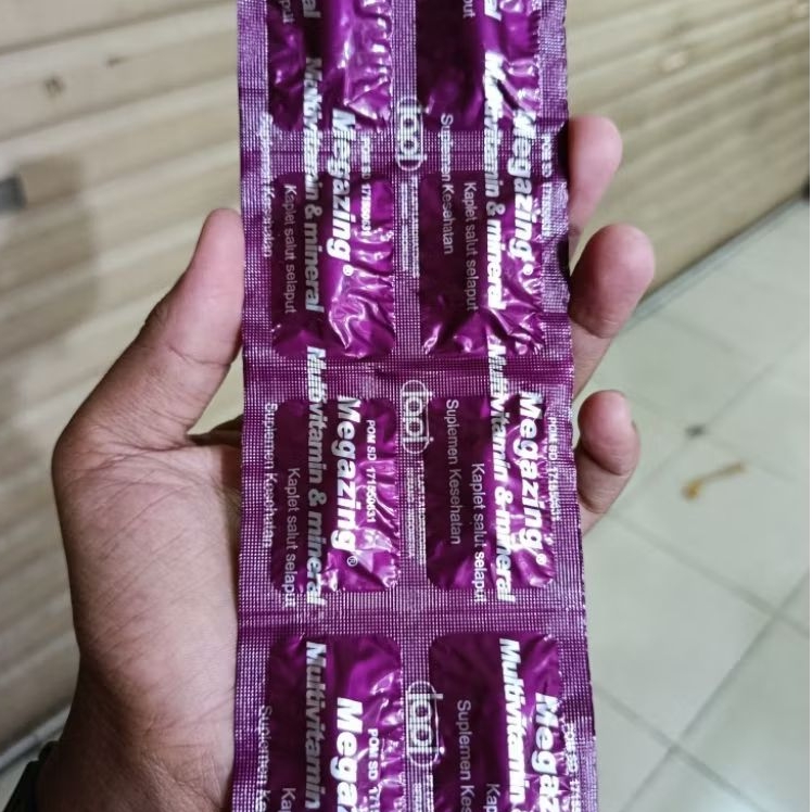Multivitamin dan Mineral MEGAZING Ecer per/ Tablet