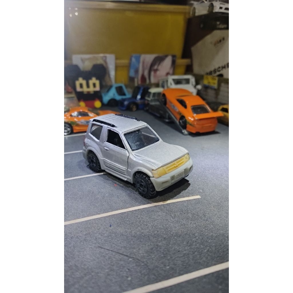 Tomica Mitsubishi Pajero