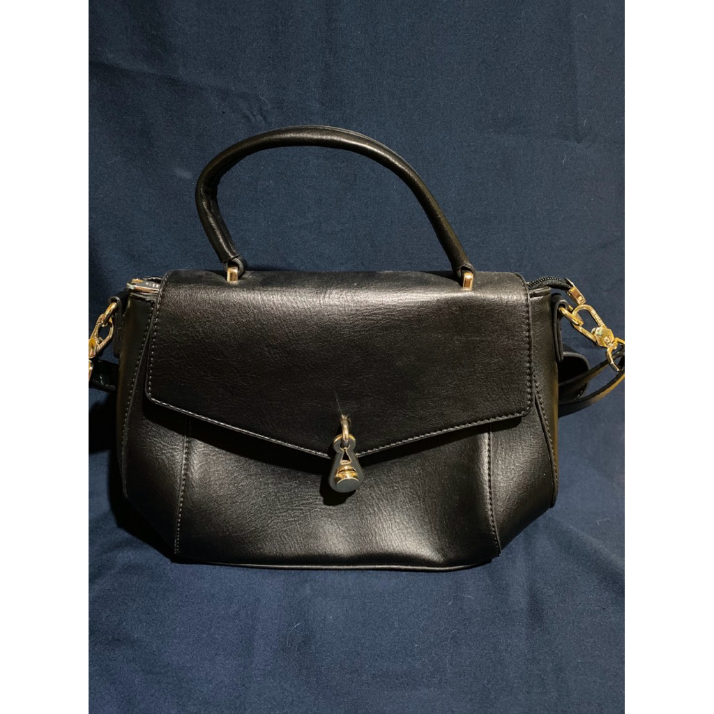 elizabeth cross body bag black