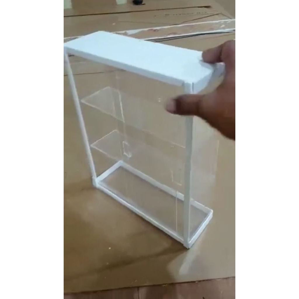 Etalase Akrilik