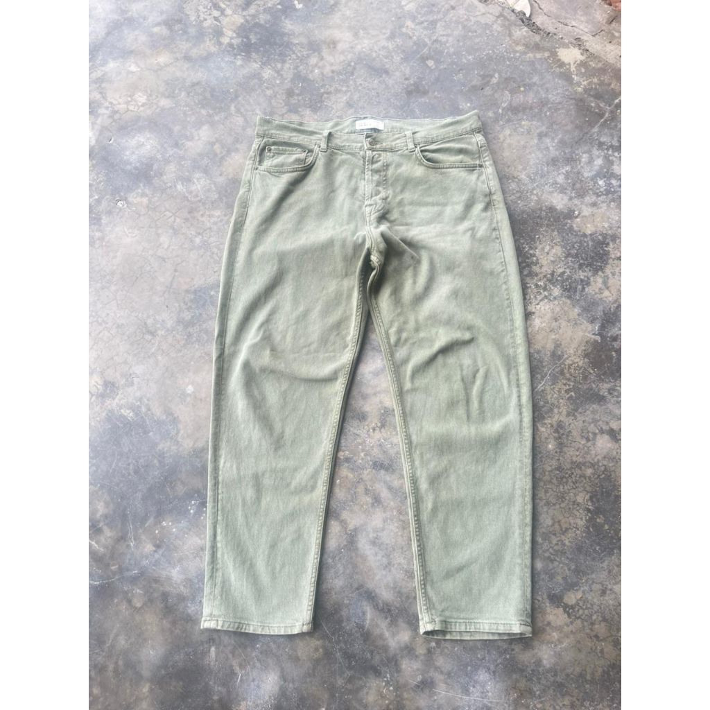 ZARA MAN JEANS (31-32) second