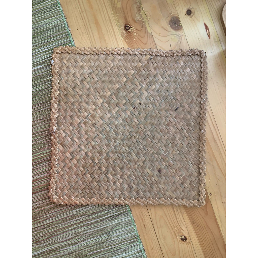 ALAS PIRING UNIK | TATAKAN MAKANAN TAHAN-PANAS PLACEMAT HEAT-MAT WALL/TABLE DECOR HIASAN DINDING/MEJ