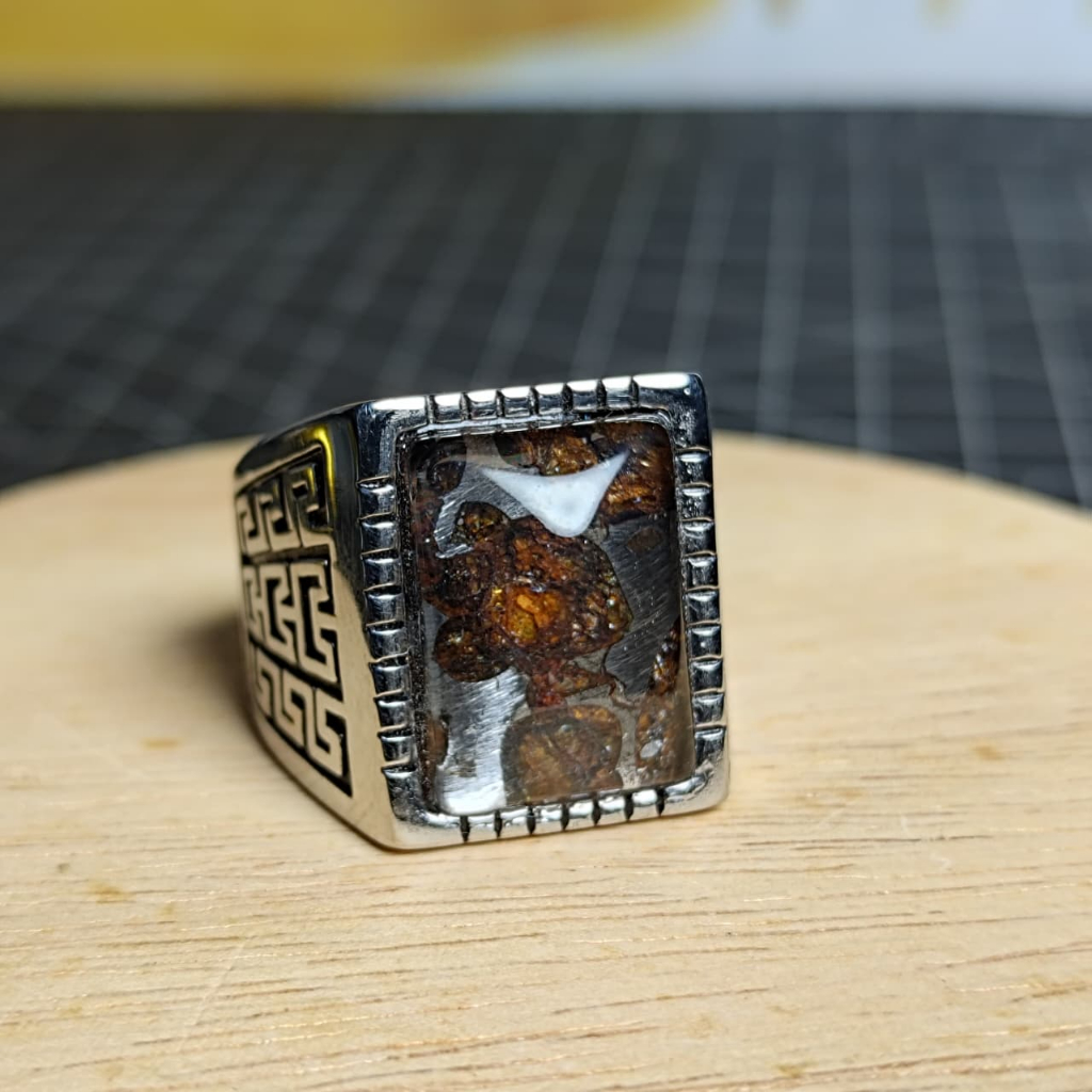 Natural Cincin Ring Pallasite kenya Sericho Olive Meteorite  (2)