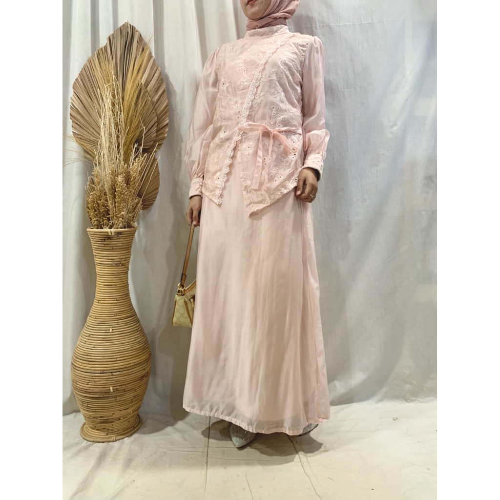 Stelan Blus Bordir + Rok Wanita