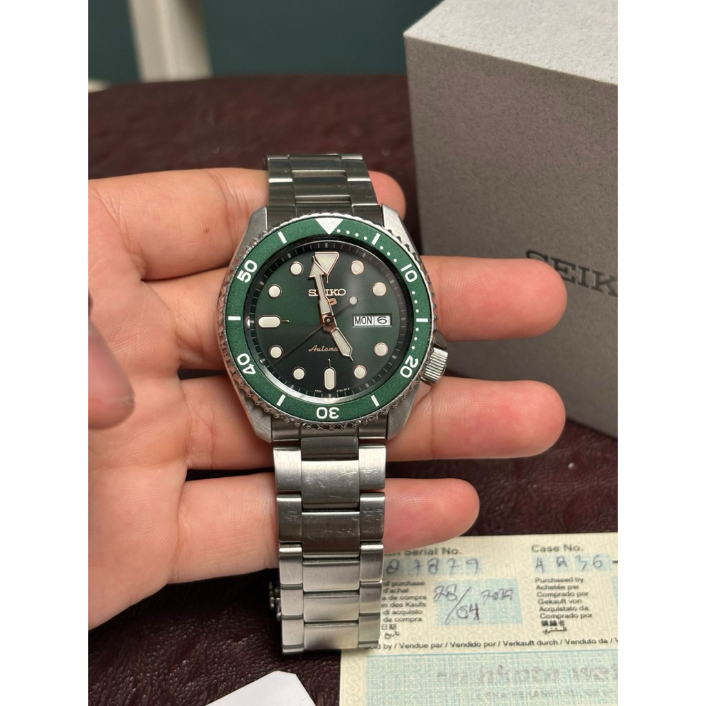 Seiko 5 Sport Hulk