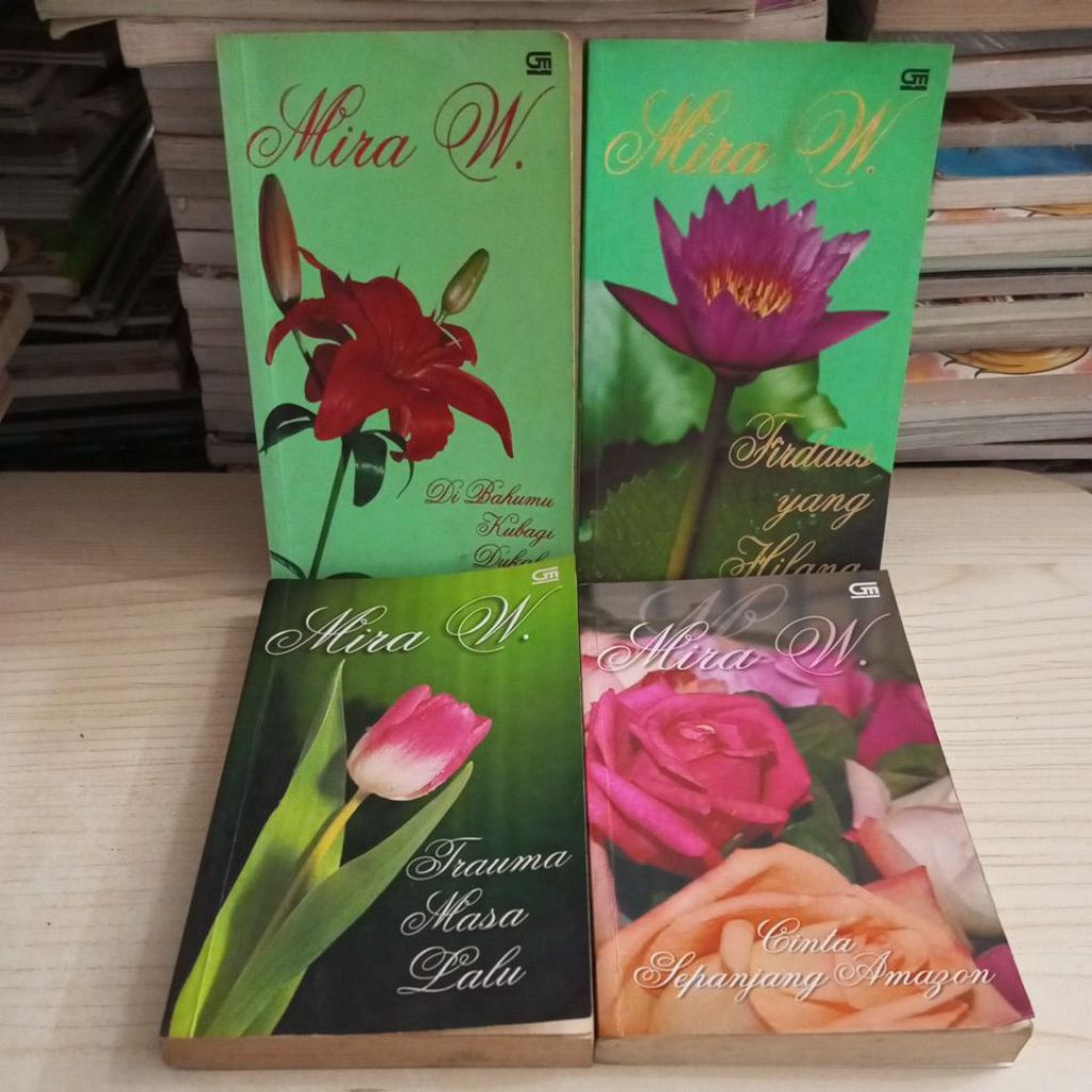 NOVEL MIRA W FIRDAUS YANG HILANG DI BAHUMU KUBAGI DUKAKU CINTA SEPANJANG AMAZON TRAUMA MASA LALU SAT