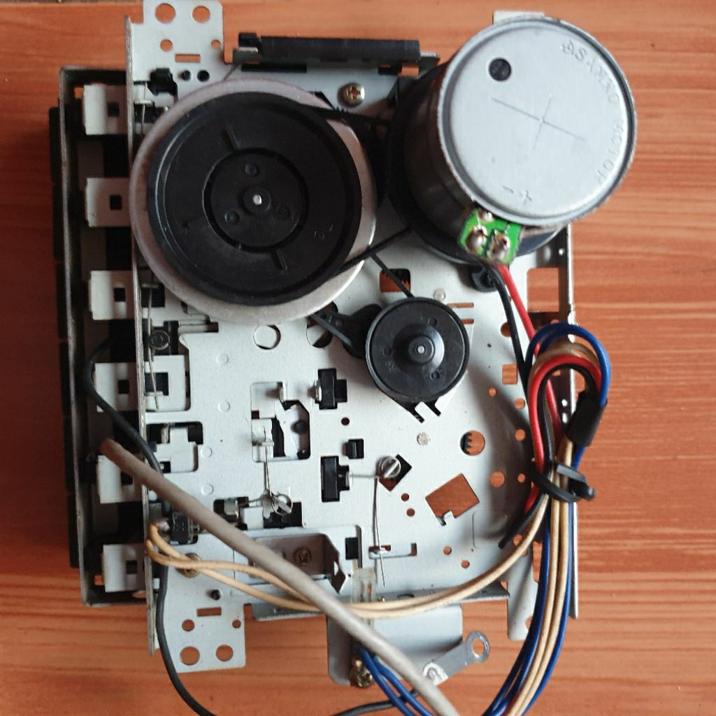 Mekanik Tape Polytron Copotan