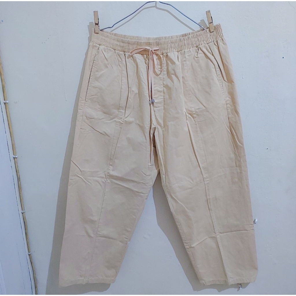 Celana Chino 3Second Original Cream - Ankle Pants Slim Fit