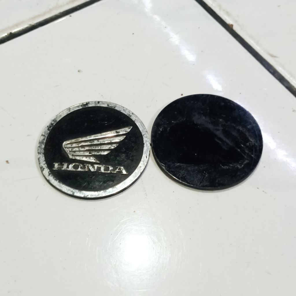 Emblem Logo Honda bulat Bahan Atum