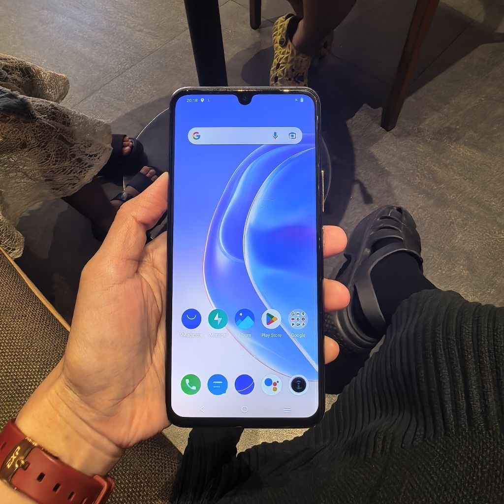 VIVO V21 5G 8/128 GB HP Second Murah