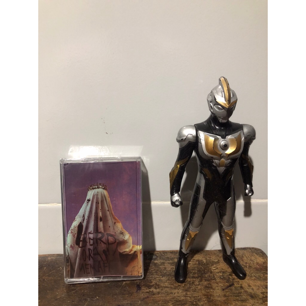 kaset pita feast - beberapa orang memaafkan