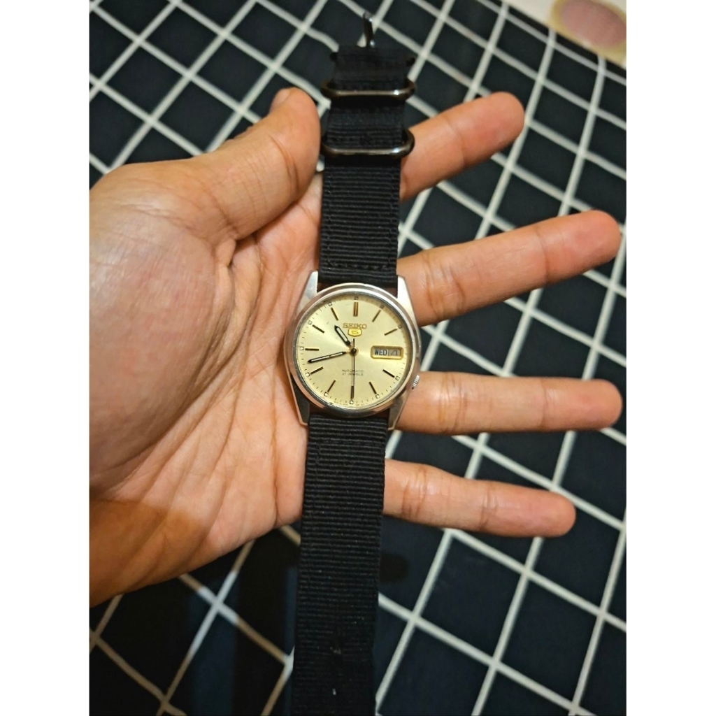 seiko 5 automatic 7009