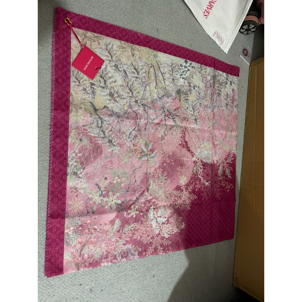 HOLIDAY SERIES PLUM DEEP BLUE NEW BUTTONSCARVES