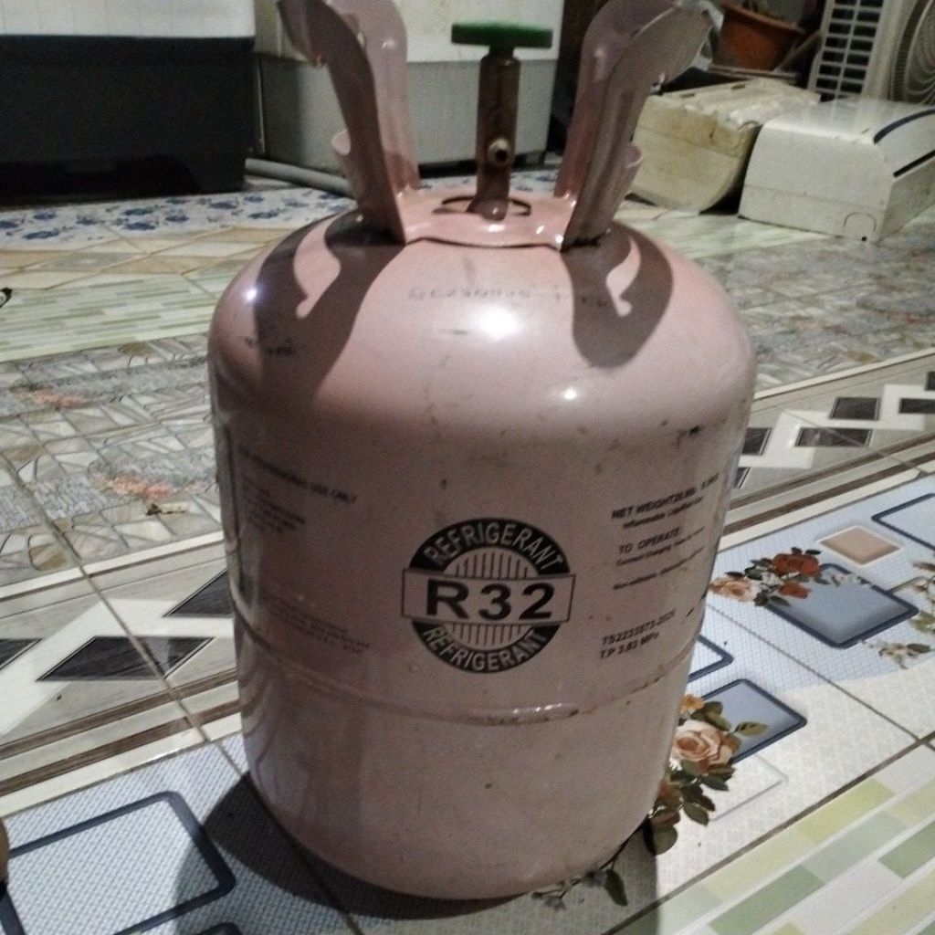 tabung freon bekas r32 tebel