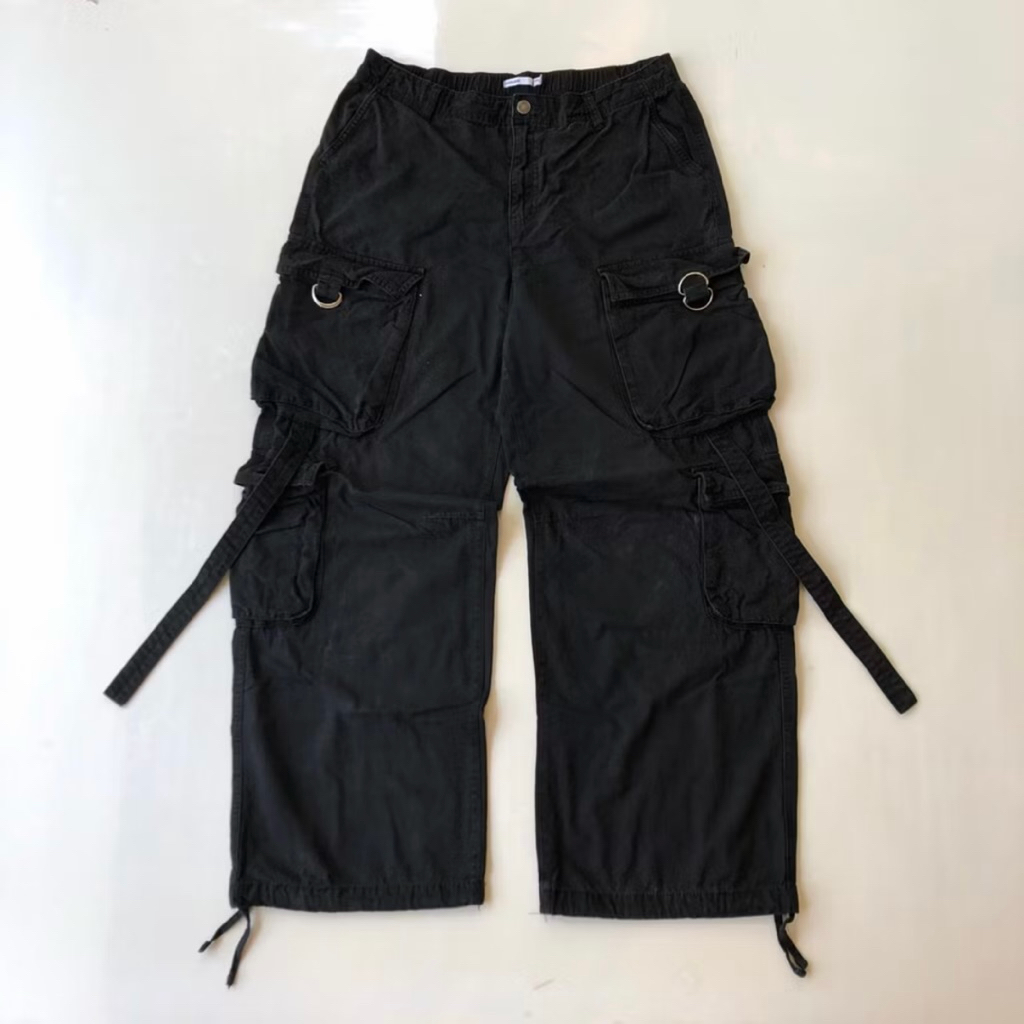 techwear cargo pants military