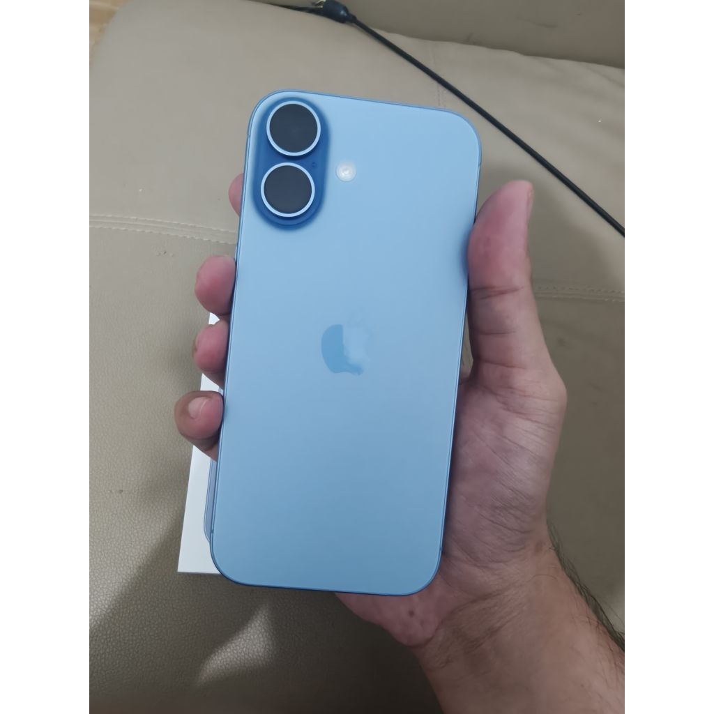 IP 17 256gb second no minus