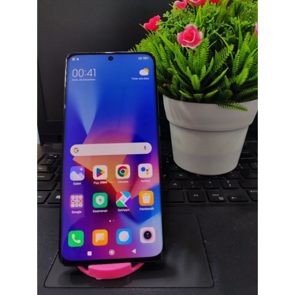 Xiaomi 12 Ram Internal 8/256 SNAPDRAGON 8 GEN 1 LIKENEW