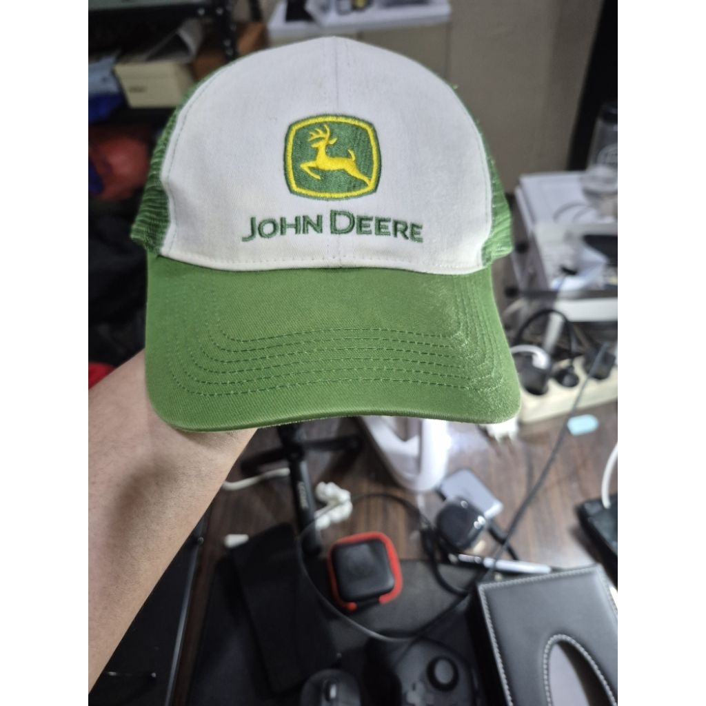 Topi John Deere Snapback Jaring Trucker Two Tone Putih Hijau