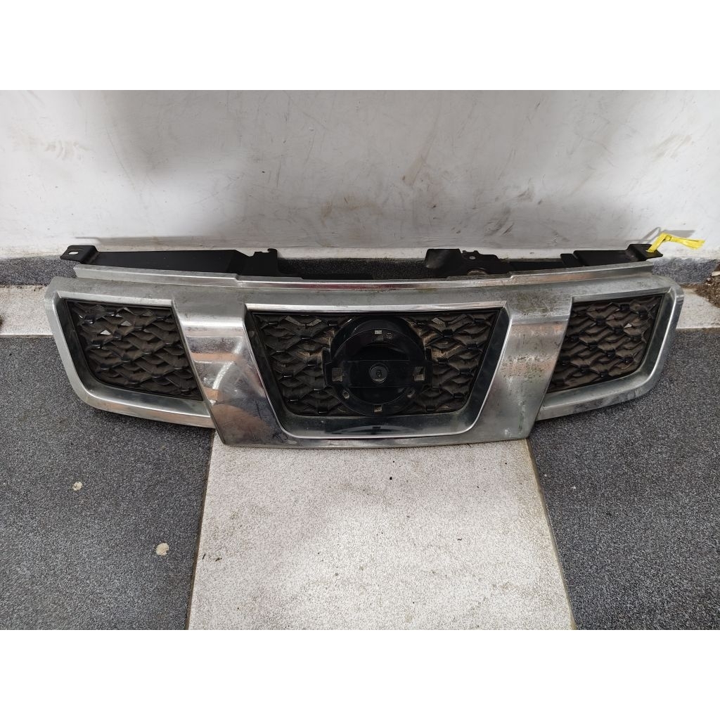 gril grill nissan xtrail X-trail T31 2007-2011 original copotan