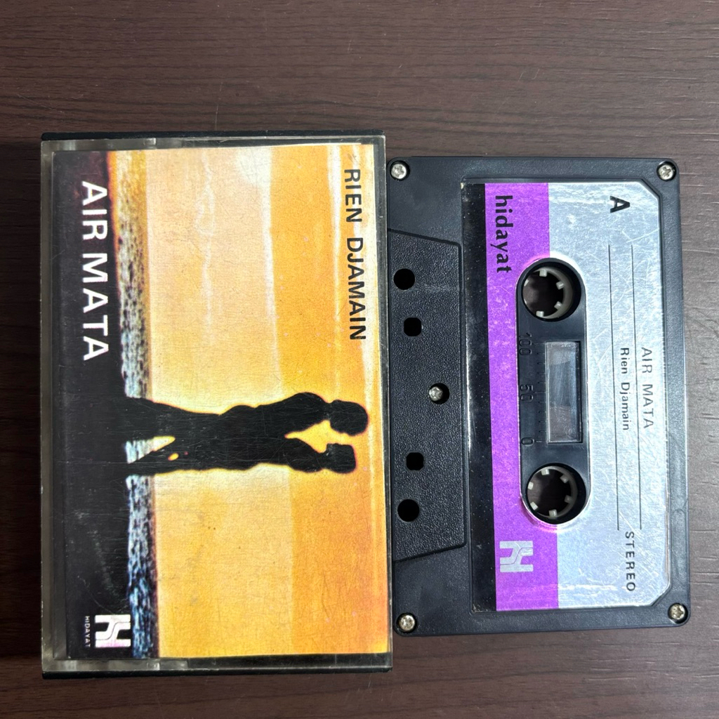 Kaset Pita Rien Djamain Air Mata Hidayat Records / Jazz Indonesia / Bossanova Indonesia