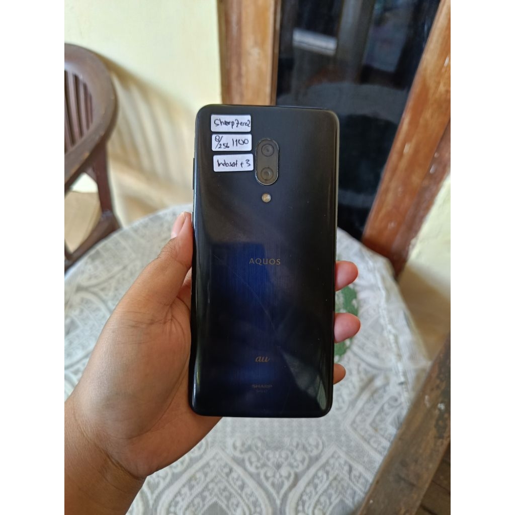 sharp aquos zero2 Au
