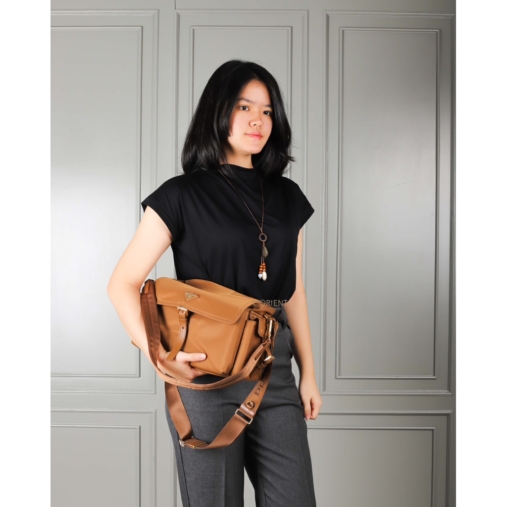 Large shoulder bag nylon