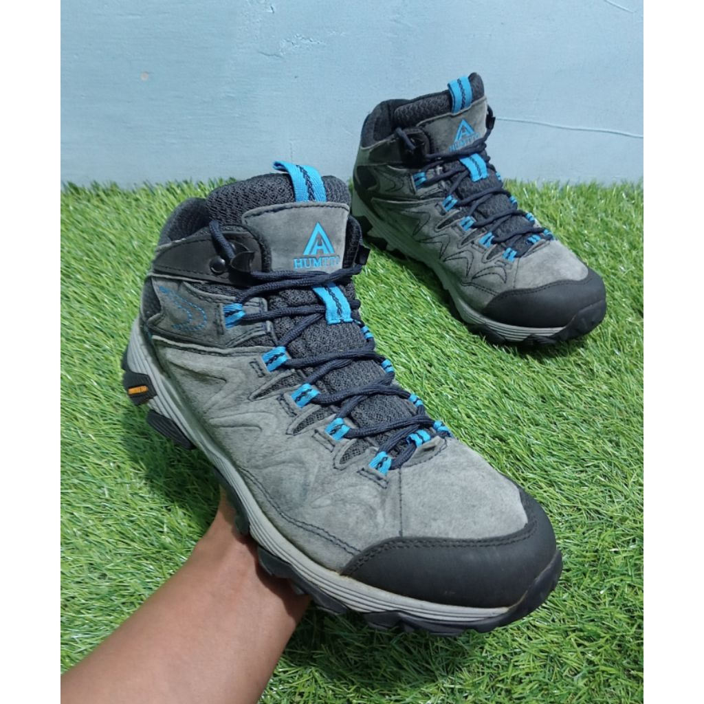 Sepatu Outdoor / Hiking HUMTTO Waterproof 40/25