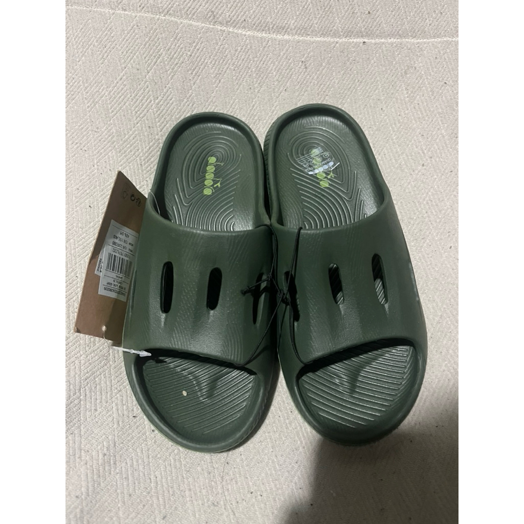 Sendal Diadora