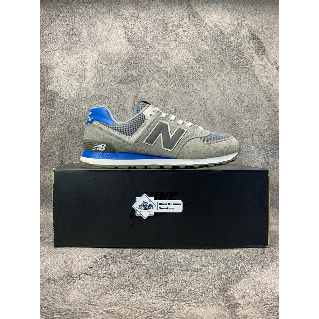 Sepatu Second  New Balance 574 Grey Blue White  Size 42  Original Guarantee 100%