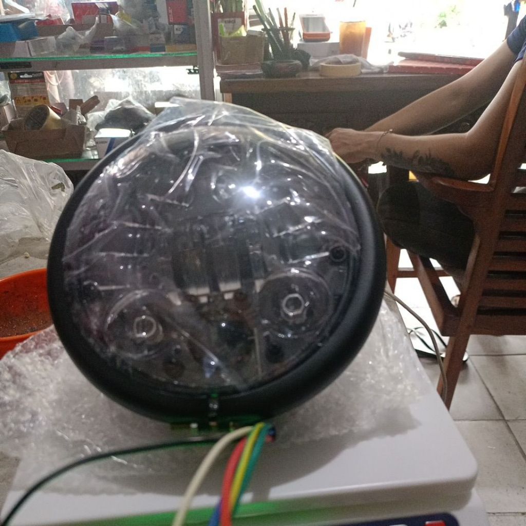 lampu Demeker