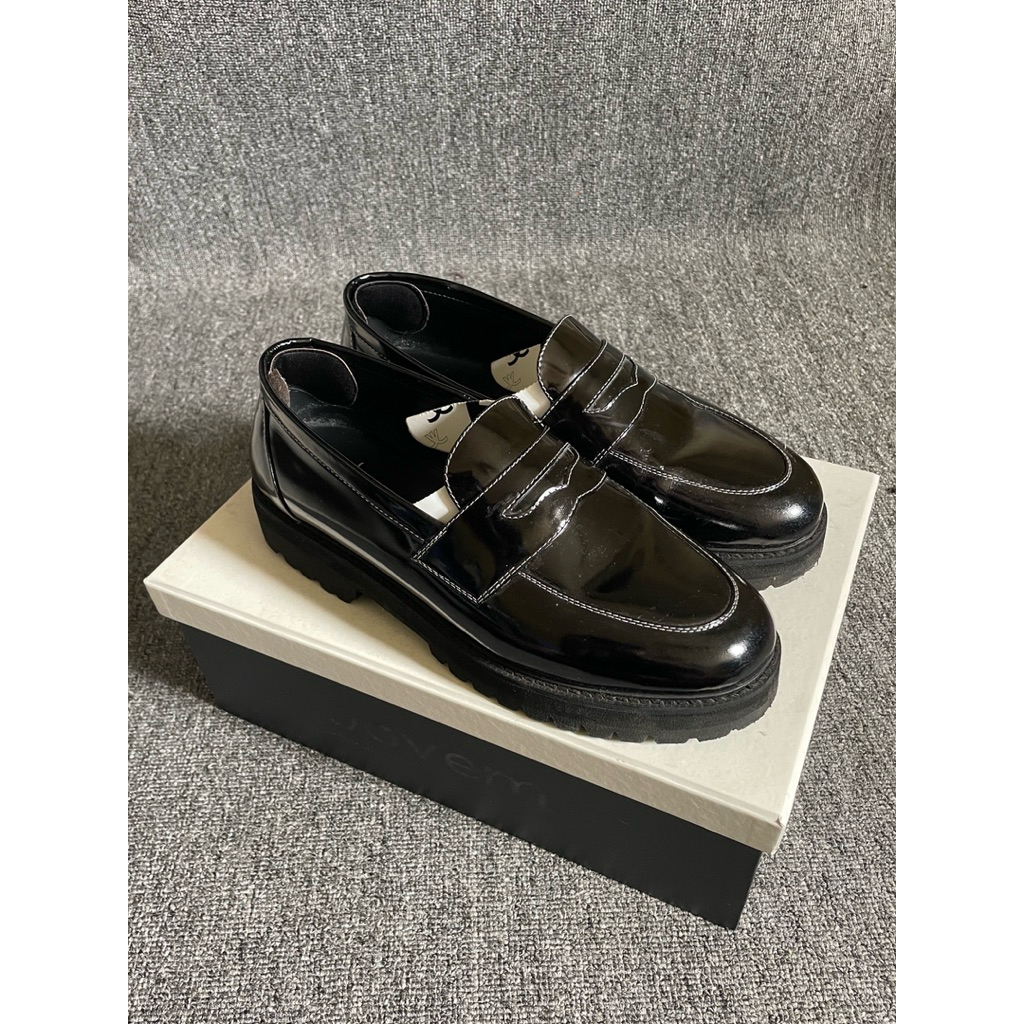 Jovem Studio Loafers dorja series