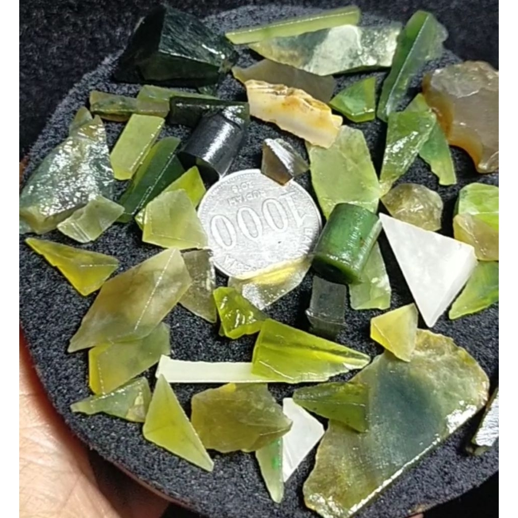 X37 - 50 Pcs - Batu Idocrase ACEH Potekan - Serpentine Lumut Ice Jade Solar Lumut Murah