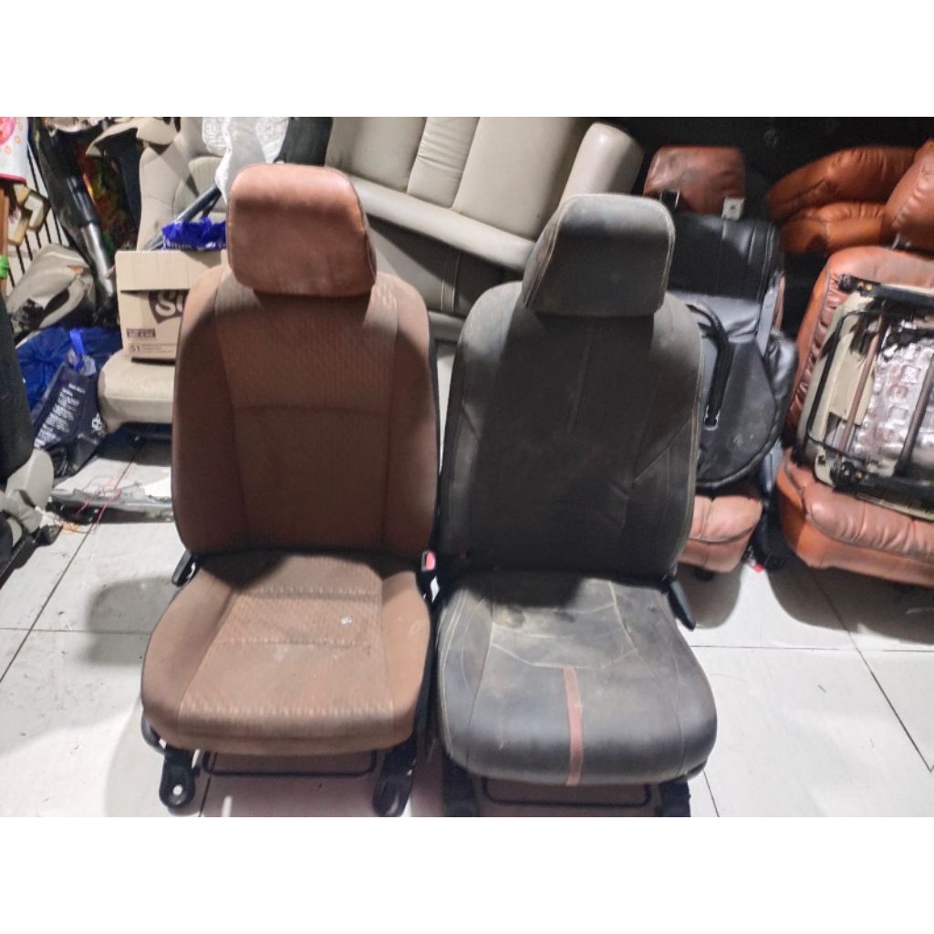 jok depan innova rebon copotan bagus ori