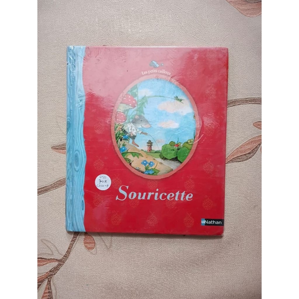 Souricette - les petits cailloux