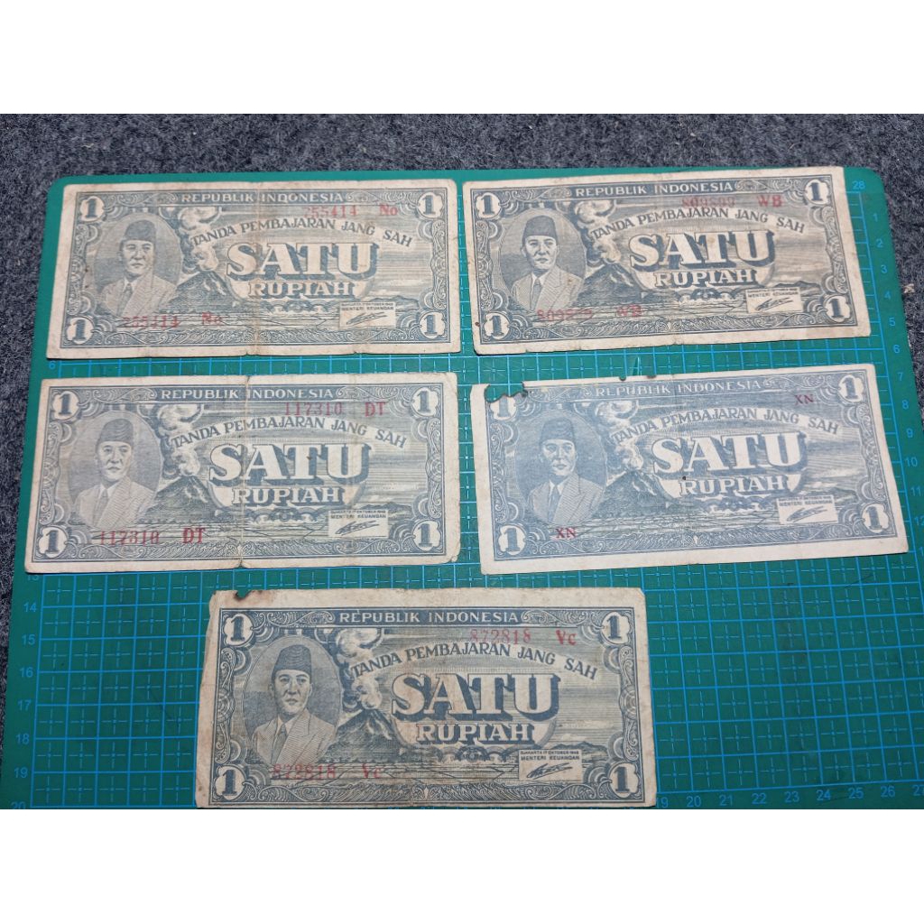Uang kertas kuno asli indonesia, 1 Rupiah Ori tahun 1945,Bergambar Bpk Sukarno, pernah beredar pada 