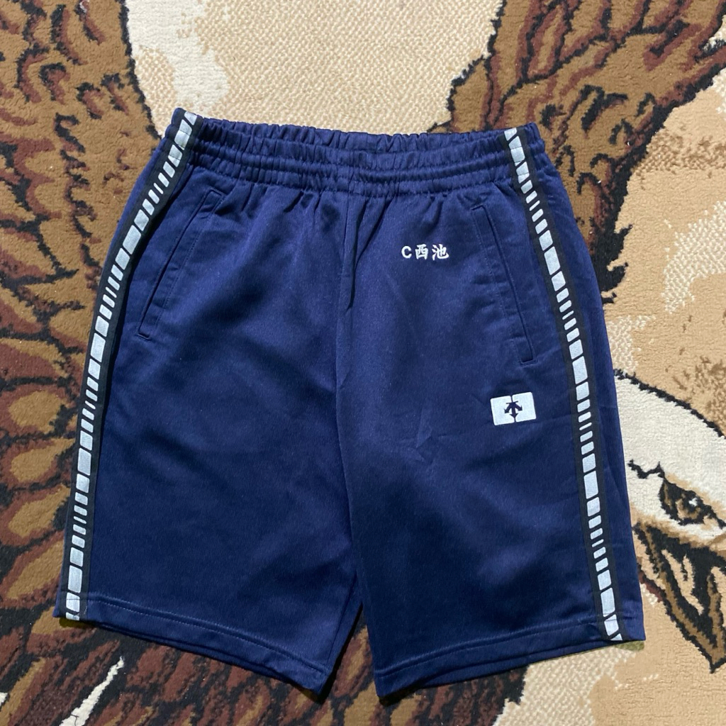 DESCENTE SHORT PANTS / CELANA PENDEK TAPED MOTIF AUTHENTIC| UNISEX / PRIA / WANITA / BAHAN BERKUALIT