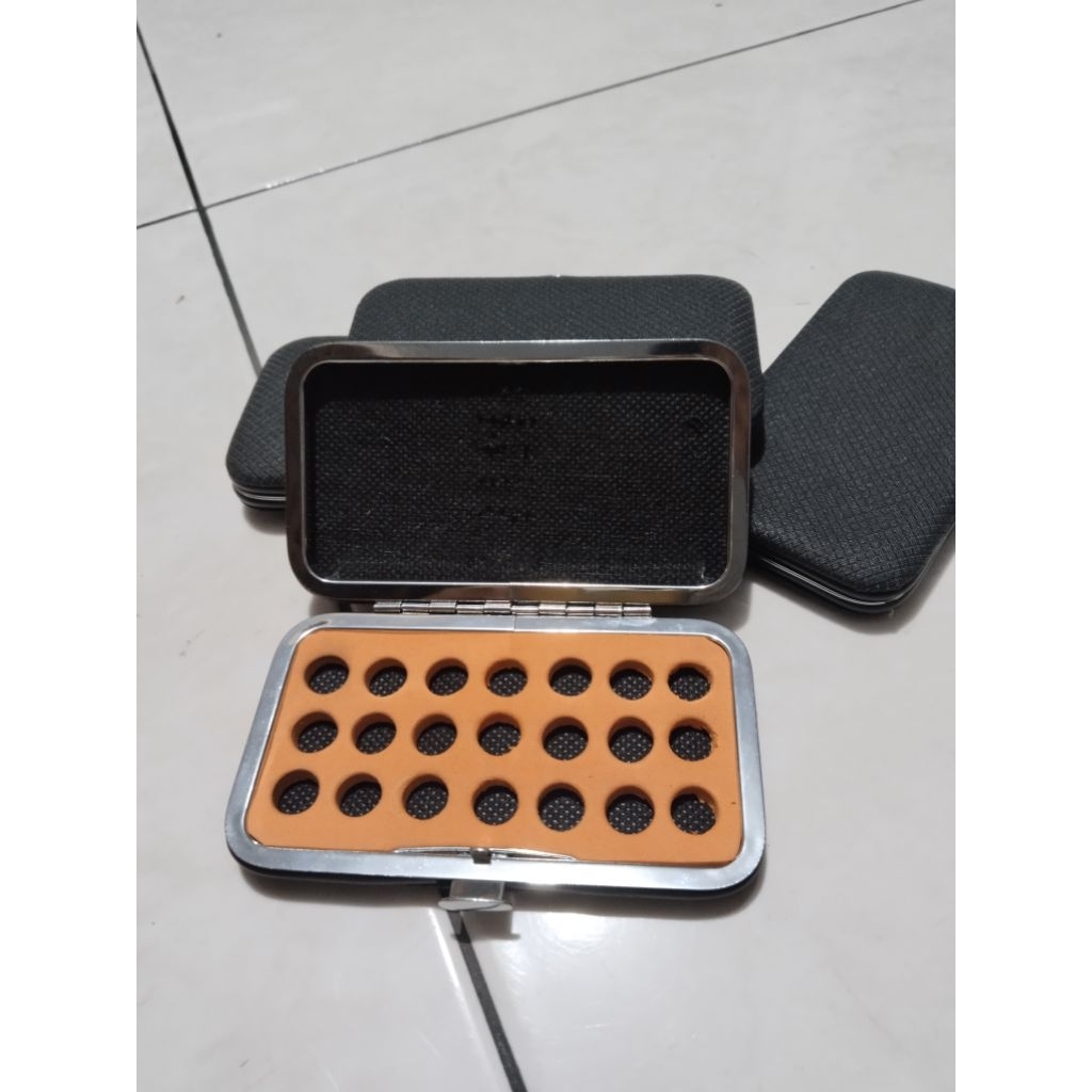 Tempat Kelereng atau gundu kecil