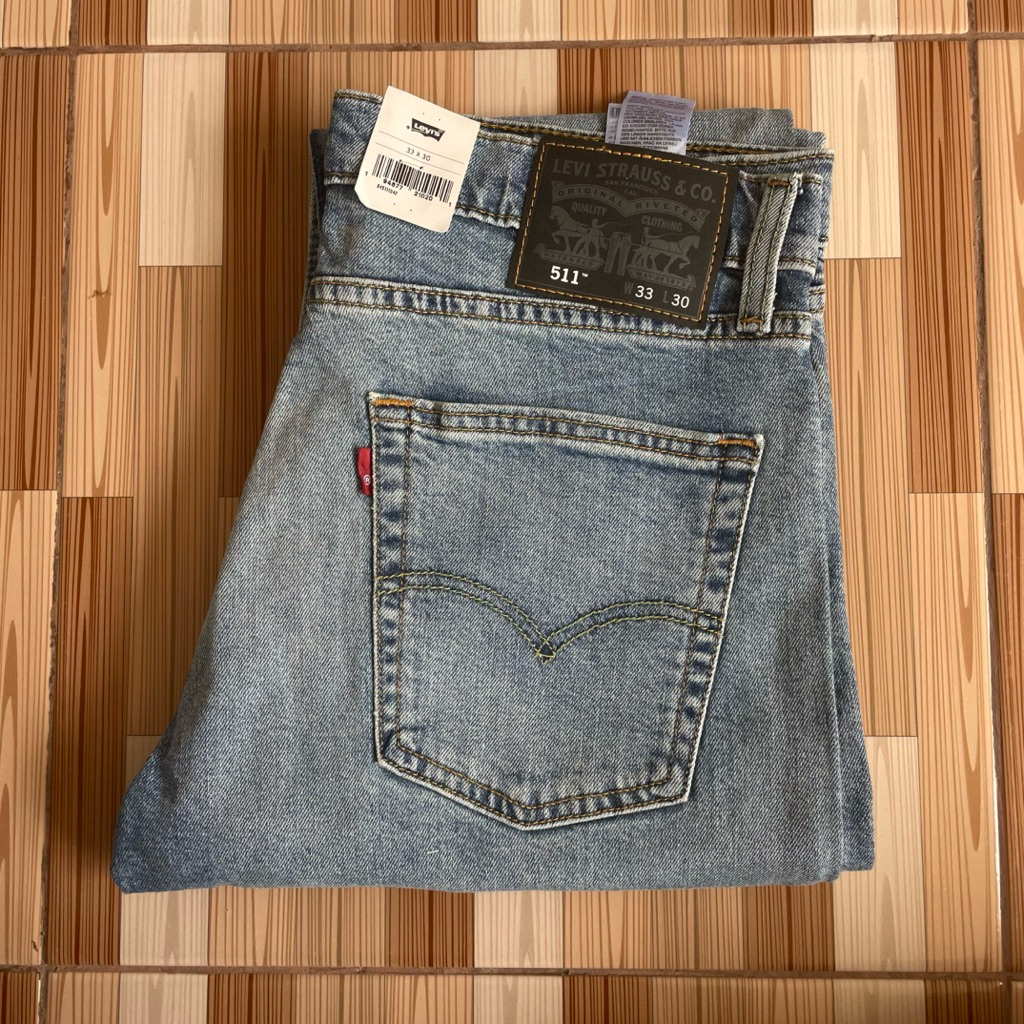 LEVIS 511 / SIZE 33 SLIM FIT BLUE WASHED